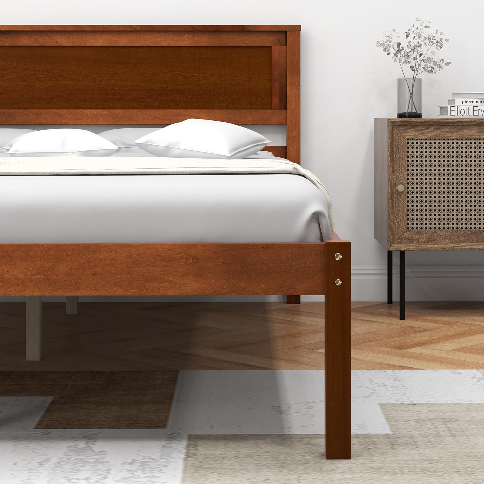 Mira Platform Bed view 4